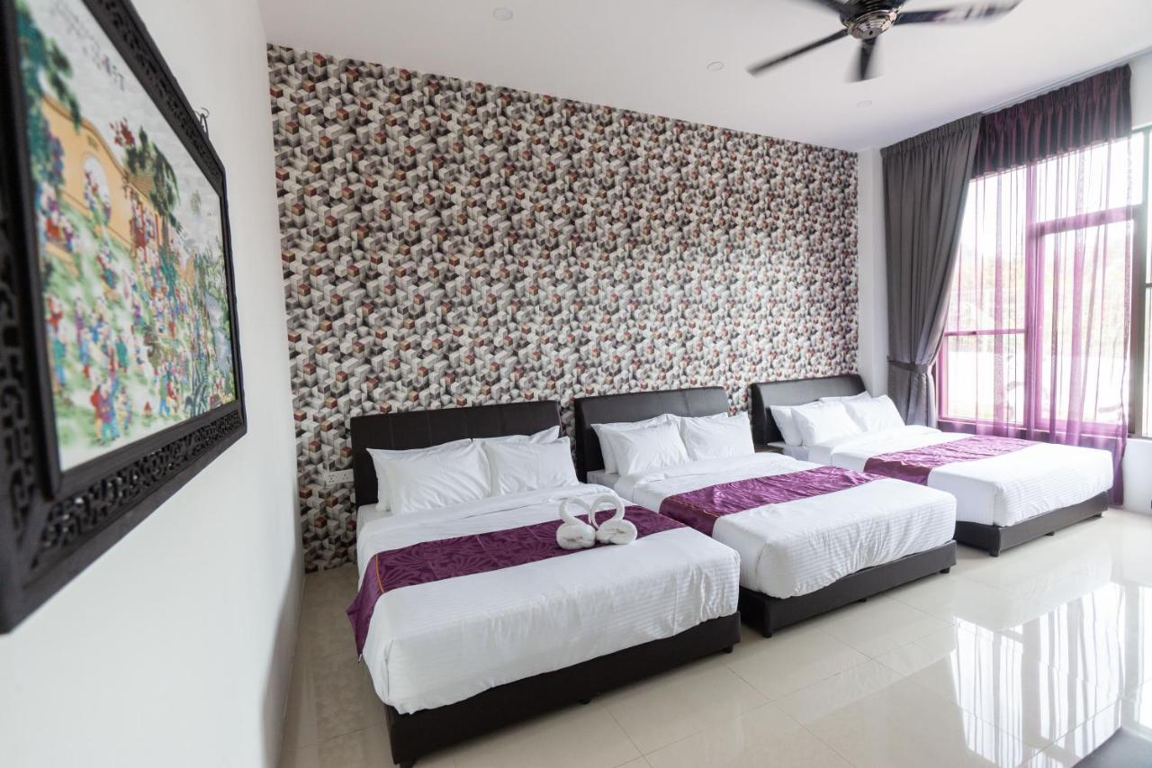 Rock Mountain Hotel Raub Kültér fotó